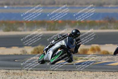 media/Apr-10-2022-SoCal Trackdays (Sun) [[f104b12566]]/Turn 14 (10am)/